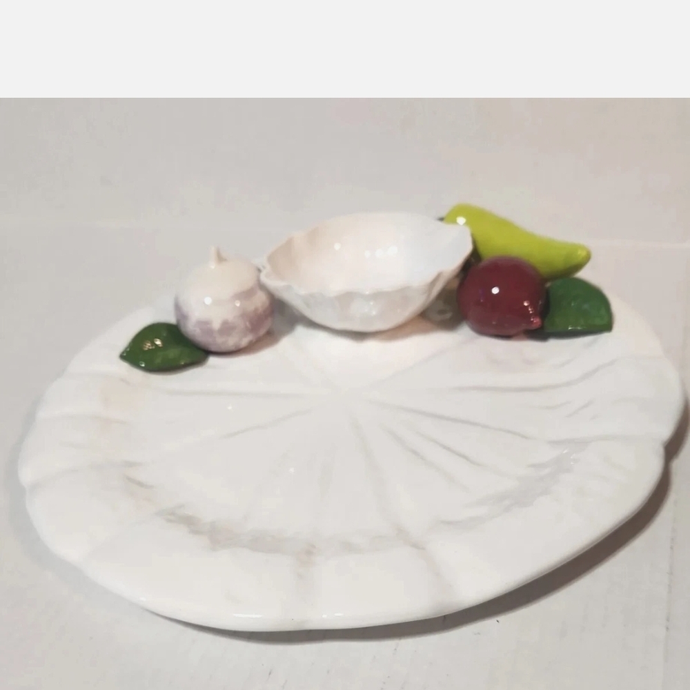 Vtg Signed Briggs Pottery Sculpted Vegetables Serving Platter with Dip Cup